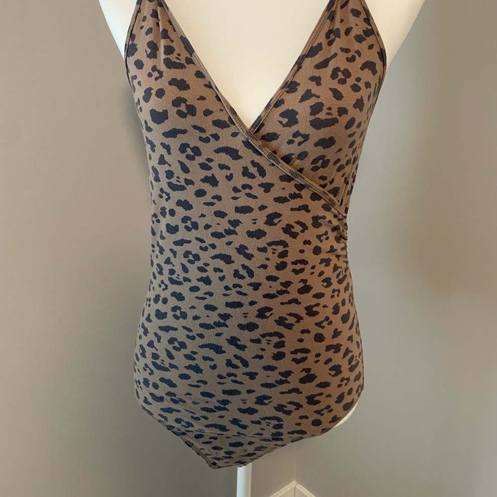 Abercrombie & Fitch bodysuit